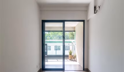 Apartamento com 2 quartos à venda ou para locação em Cerqueira César - SP