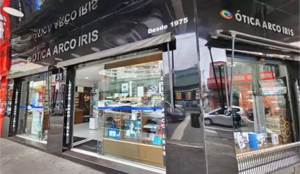 Prédio inteiro à venda em Lapa - SP