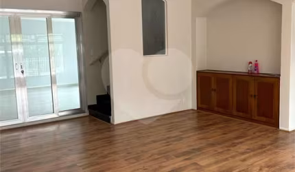 Sobrado com 4 quartos à venda em Vila Madalena - SP