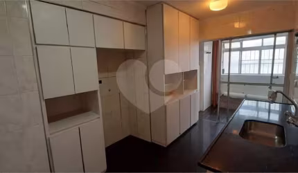 Apartamento com 3 quartos à venda em Vila Madalena - SP