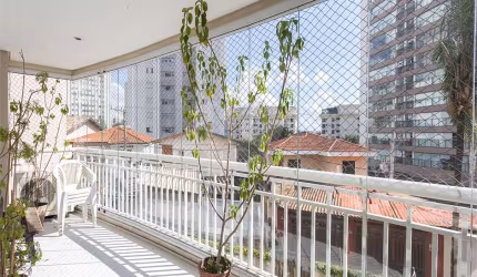 Apartamento com 3 quartos à venda ou para locação em Alto Da Lapa - SP