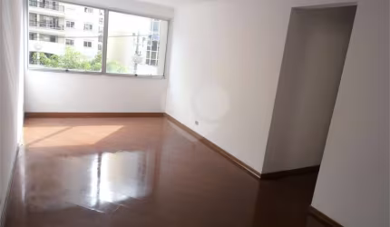 Apartamento com 3 quartos à venda ou para locação em Pinheiros - SP