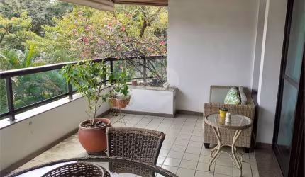 Apartamento com 4 quartos à venda ou para locação em Vila Madalena - SP