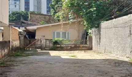 Terreno à venda em Perdizes - SP
