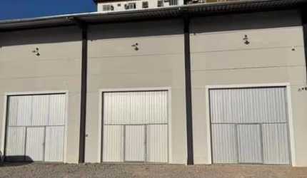 Barracão / Galpão / Depósito à venda no Guarani, Brusque , 370 m2 por R$ 8.000