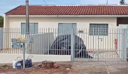 Casa à venda em Maringá, Conjunto Residencial Cidade Alta, com 4 quartos, com 10