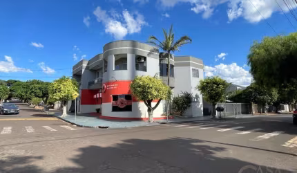 Prédio Comercial Residencial á venda em Marialva - Pr