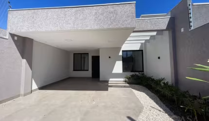 Casa à venda em Maringá, JARDIM IMPERIAL, com piscina e 3 Quartos