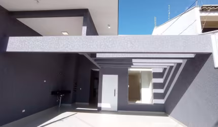 Casa á venda  com 3 Quartos no Jardim Iguaçu em Maringá