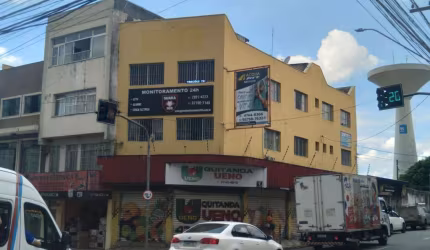 Salão comercial para alugar no bairro Centro - Suzano/SP