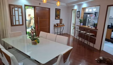 Casa à venda no bairro Vila Figueira - Suzano/SP
