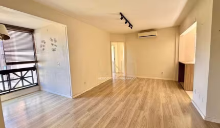 Apartamento com 3 dormitórios à venda, 84 m² por R$ 899.000,00 - Itacorubi - Florianópolis/SC