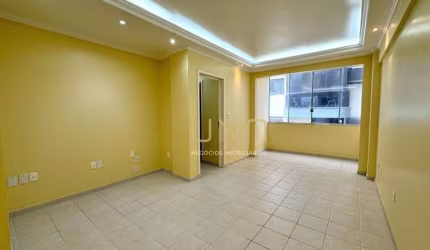Apartamento Residencial à venda, Centro, Florianópolis - AP0147.