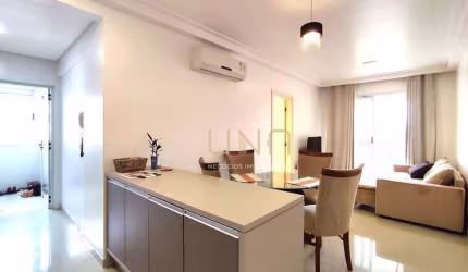 Apartamento com 2 dormitórios à venda, 69 m² por R$ 795.000,00 - Balneário - Florianópolis/SC