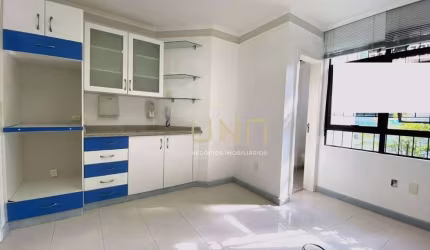 Sala Comercial à venda, Centro, Florianópolis - SA0007.