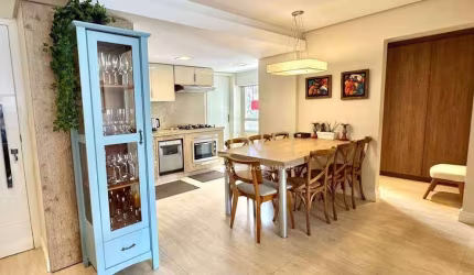 Apartamento com 3 dormitórios à venda, 101 m² por R$ 1.460.000,00 - Centro - Florianópolis/SC