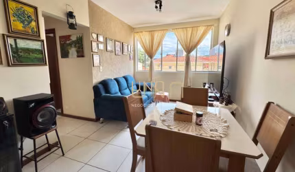 Apartamento com 2 dormitórios à venda, 62 m² por R$ 344.000,00 - Praia Comprida - São José/SC