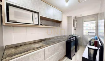 Apartamento com 2 dormitórios à venda, 78 m² por R$ 760.000,00 - Abraão - Florianópolis/SC