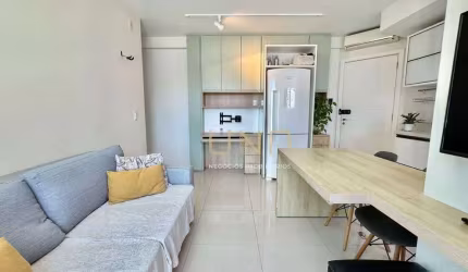 Apartamento com 2 dormitórios à venda, 60 m² por R$ 780.000,00 - Coqueiros - Florianópolis/SC