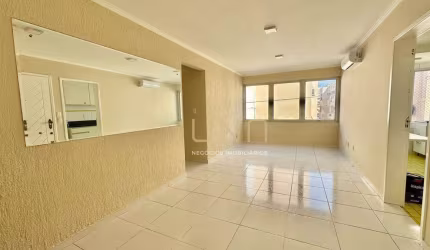 Apartamento de 03 quartos no bairro Estreito, a poucos minutos do Centro de Florianópolis.