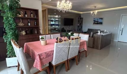 Apartamento com 3 dormitórios à venda, 137 m² por R$ 1.650.000,00 - Estreito - Florianópolis/SC