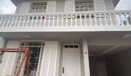 Casa Residencial em Centro