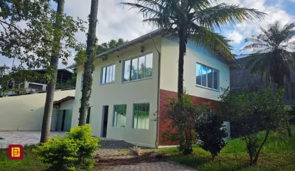 Casa Residencial em Ponta De Baixo