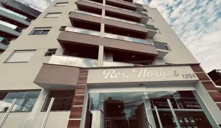 Cobertura duplex  com 2 suítes, sacada com churrasqueira, 2 vagas