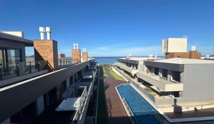 Apartamento 3 suites, 2 vagas,  Beira Mar, Morro das Pedras.
