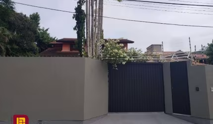 Casa Residencial em Córrego Grande