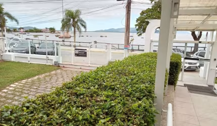 Apartamentos em Coqueiros