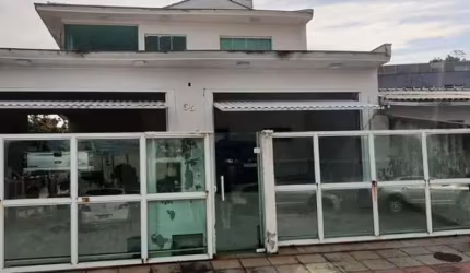 Casa Residencial em Praia Comprida