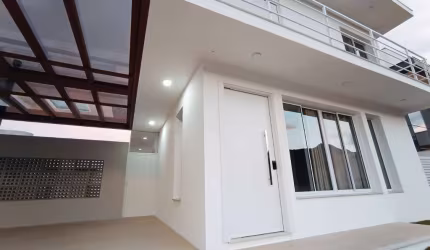 Casa em Condomínio em Ratones