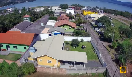 Casa Residencial em Ribeirão Da Ilha