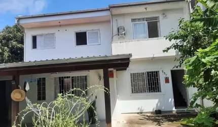 Casa Residencial em Balneário