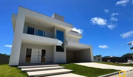 Casa em Condomínio em Ingleses