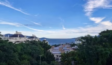Apartamentos em Coqueiros