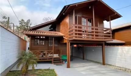 Casa Residencial em Rio Tavares