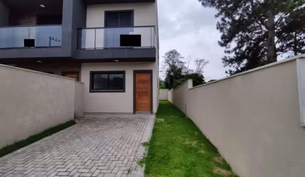 BROGNOLI VENDE - Casa residencial 02 dormitórios, sendo 02 suítes - Bairro São João Rio Vermelho.