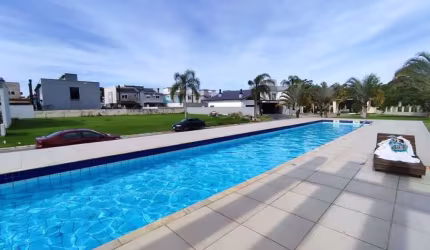 Casa Residencial em Ingleses do Rio Vermelho