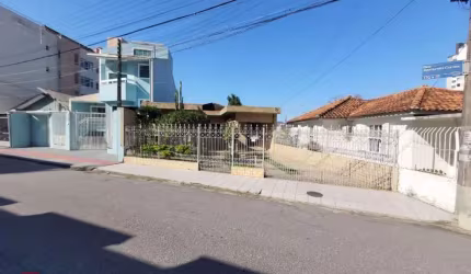 Casa Residencial em Balneário