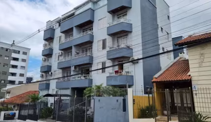 Apto no Estreito 03 quartos com suite e garagem.