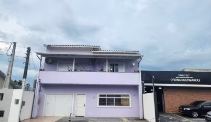 Casa Residencial/Comercial em Capoeiras