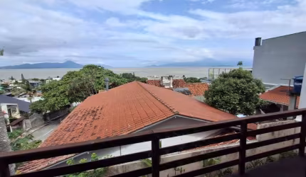 Casa à Venda no Itaguaçu - Vista Mar Deslumbrante!