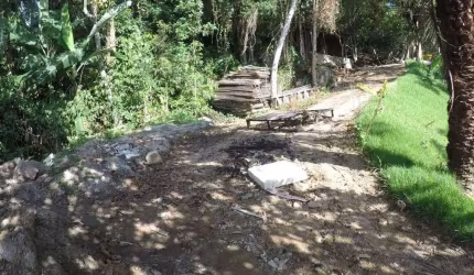 Terreno com mais de15 mil m², com viabilidade de construção, no Sambaqui/Florianópolis