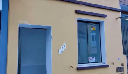 BROGNOLI VENDE - CASA RESIDENCIAL/COMERCIAL NO CENTRO DE FLORIANÓPOLIS