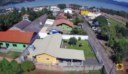 Casa Residencial em Ribeirão Da Ilha