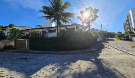 Casa Na Carvoeira próximo a UFSC 4 quartos financiável