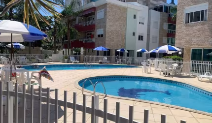 Brogoli Vende- Apartamento no centrinho dos Ingleses - 100 metros da praia