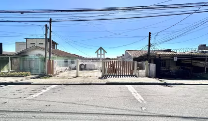 Terreno para Venda em Curitiba, Tingui
